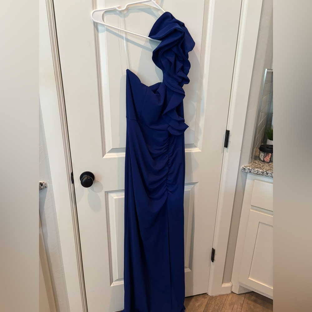 Elegant Blue One-Shoulder Gown